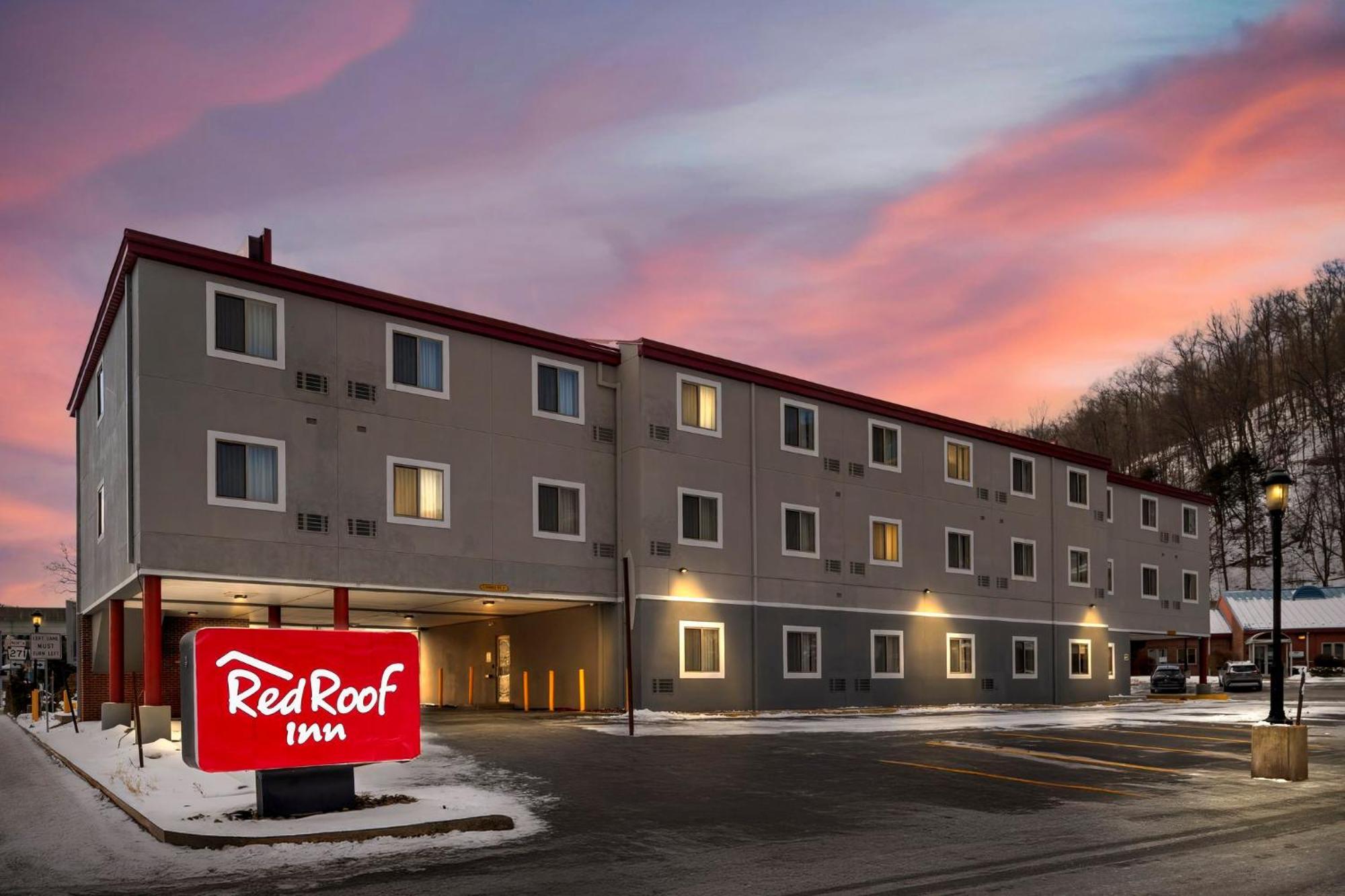 Red Roof Inn Johnstown Buitenkant foto
